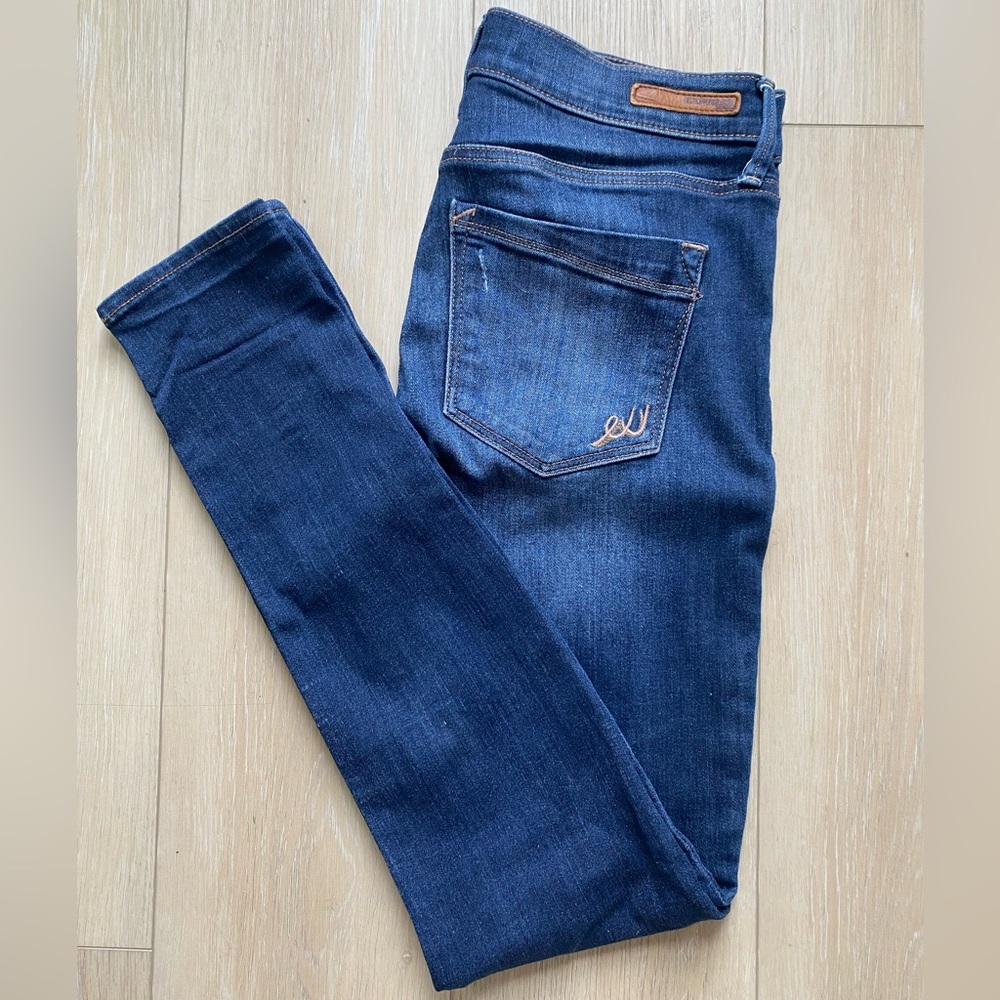 Express midrise light distressed jeans